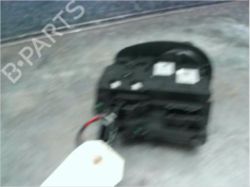 Used Steering column stalk RENAULT SCÉNIC II (JM0/1_) 1.6 16V (JM1R) (112 hp) 23113873