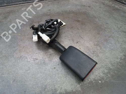 Seat buckle TOYOTA YARIS (_P13_) 1.4 D (NLP130_, NLP130) | BP21112930I32 