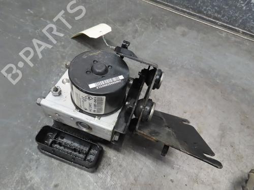 Used ABS pump ABS pump RENAULT TWINGO II (CN0_) 1.5 dCi (CN0E) (64 hp) 17730371 17730371