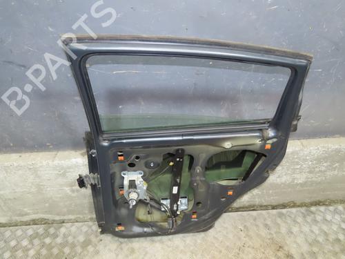 Used Right rear door Right rear door 37062533 37062533