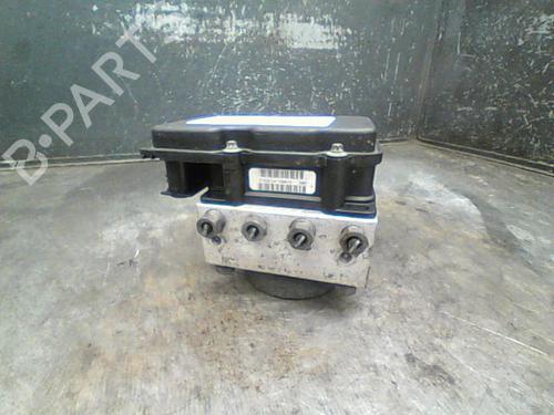 Used ABS pump RENAULT CLIO III Grandtour (KR0/1_) 1.5 dCi (KR0F) (86 hp) 10760736