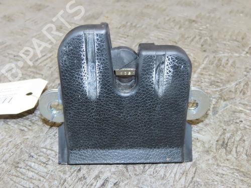 Used Tailgate lock VW POLO V (6R1, 6C1) 1.2 (60 hp) 25829718