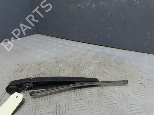 Used Rear windshield wiper arm FORD FIESTA VII (HJ, HF) 1.5 TDCi Active (86 hp) 29263737