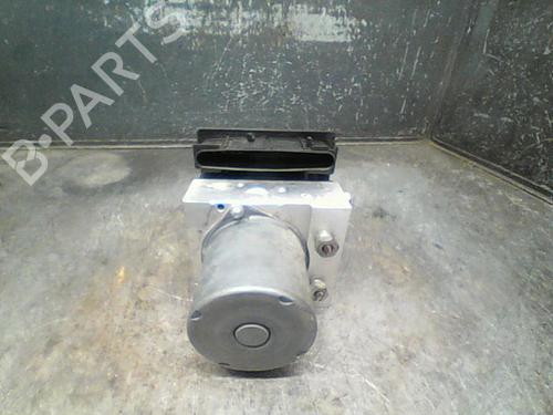Used ABS pump MERCEDES-BENZ B-CLASS Sports Tourer (W245) B 180 CDI (245.207) (109 hp) 11738511