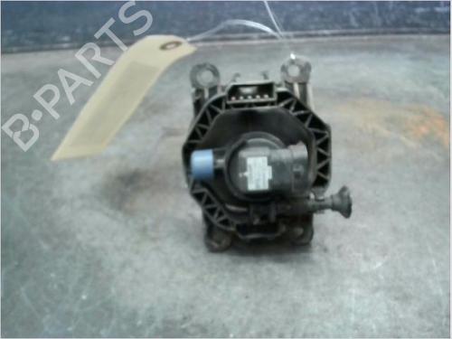 Used Left front fog light RENAULT SCÉNIC III (JZ0/1_) 1.5 dCi (JZ02, JZ0R) (95 hp) 12128715