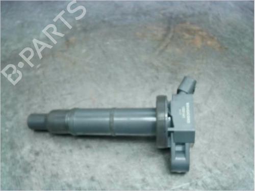 Used Ignition coil TOYOTA AVENSIS VERSO (_M2_) 2.0 VVT-i (ACM20_, ACM20R) (150 hp) 23111789