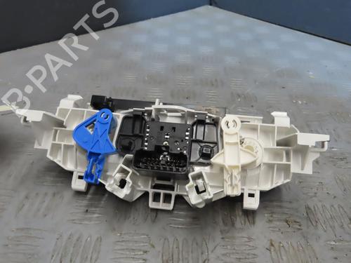 Used Climate control RENAULT TWINGO II (CN0_) 1.2 16V (CN0K, CN0V, CN0A) (76 hp) 23113773