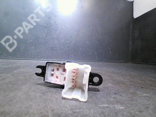 Right rear window switch RENAULT KADJAR (HA_, HL_) 1.5 dCi 110 (HLA3) | BP11738994I28 