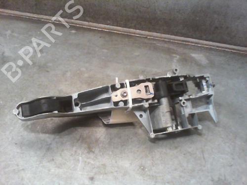 Used Front left exterior door handle PEUGEOT 208 I (CA_, CC_) 1.2 VTI 82 (82 hp) 23114978