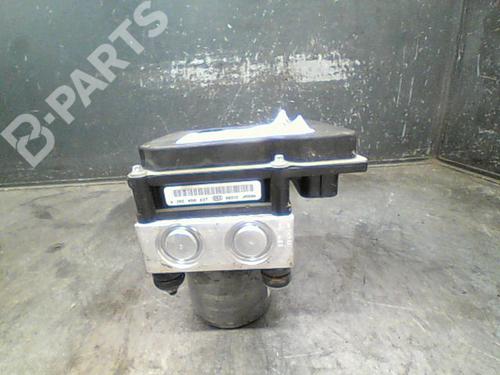 Used ABS pump PEUGEOT 3008 I MPV (0U_) 1.6 HDi (109 hp) 10761005