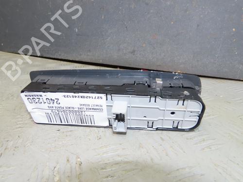 Left front window switch RENAULT MEGANE III Hatchback (BZ0/1_, B3_) 2.0 dCi (BZ0Y) | BP38527368I27 - Image 2