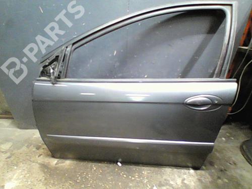 Used Left front door Left front door CITROËN C5 II (RC_) 2.2 HDi (RC4HXE) (133 hp) 10764982 10764982