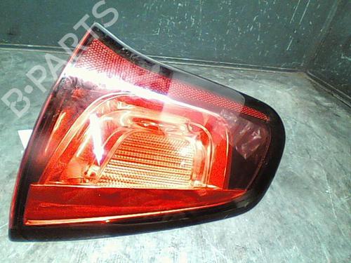 Used Right tailgate light CITROËN C3 II (SC_) 1.0 VTi 68 (68 hp) 10768429