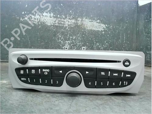 Used Radio RENAULT MEGANE III Hatchback (BZ0/1_, B3_) 1.9 dCi (BZ0N, BZ0J) (131 hp) 14979124