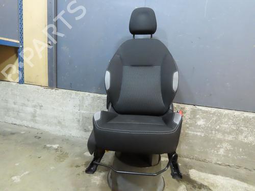 Used Right front seat PEUGEOT 208 I (CA_, CC_) 1.2 VTI 82 (82 hp) 21073918
