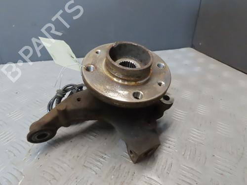 Used Left front steering knuckle DACIA SANDERO III 1.0 SCe 65 (67 hp) 19069004