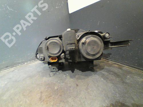 Right headlight RENAULT ESPACE III (JE0_) 2.2 dCi (JE0K) | BP11213680C29 