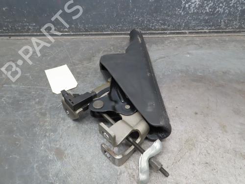 Used Hand brake AUDI TT (8N3) 1.8 T (180 hp) 17730373