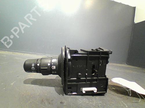 Used Steering column stalk RENAULT SCÉNIC II (JM0/1_) 1.6 16V (JM1R) (112 hp) 10762051