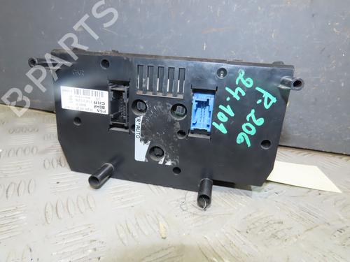 Used Climate control Climate control PEUGEOT 206 Hatchback (2A/C) 1.6 16V (109 hp) 33477476 33477476
