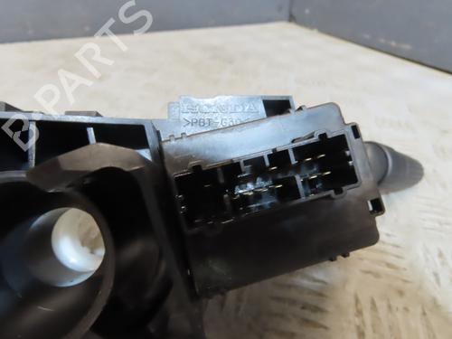 Used Steering column stalk Steering column stalk HONDA JAZZ II (GD_, GE3, GE2) 1.2 i-DSI (GD5, GE2) (78 hp) 27487907 27487907