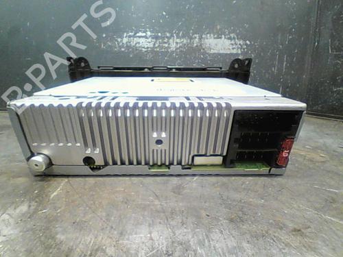 Used Radio MERCEDES-BENZ B-CLASS Sports Tourer (W245) B 180 CDI (245.207) (109 hp) 11738701