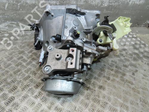 Used Gearbox CITROËN C3 III (SX) 1.6 BlueHDi 75 (75 hp) 31029969