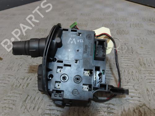 steering-column-stalk-renault-scenic-ii-jm01_-2003-2004-2005-2006-2007-2008-2009-2010-24519536 main image