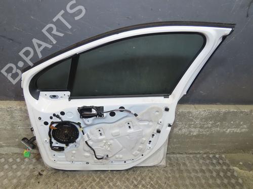 Used Right front door PEUGEOT 208 I (CA_, CC_) 1.2 PureTech 82 (82 hp) 30117049