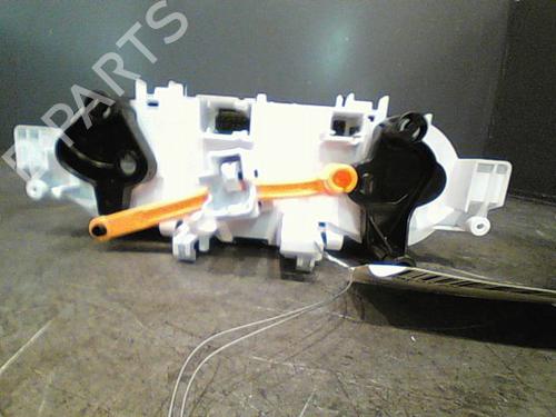 climate-control-peugeot-208-i-ca_-cc_-12-vti-82-9672248380-2012-2013-2014-2015-2016-2017-2018-2019-2020-11211272 main image