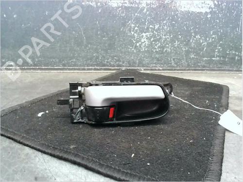 Used Rear right interior door handle SUZUKI GRAND VITARA II (JT, TE, TD) 1.9 DDiS All-wheel Drive (JT419, TD44, JB419WD, JB419XD,... (129 hp) 14979693