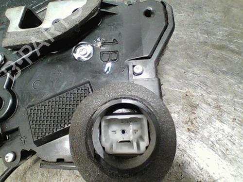 Used Front left lock Front left lock 10765936 10765936