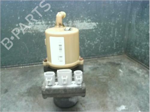 Steering pump MAZDA 3 (BK) 1.6 DI Turbo | BP11738483M99 - Image 2