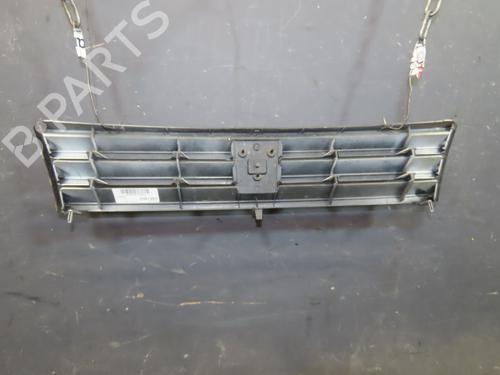 Used Grille PEUGEOT 309 II (3C, 3A) 1.8 TD (78 hp) 32150697