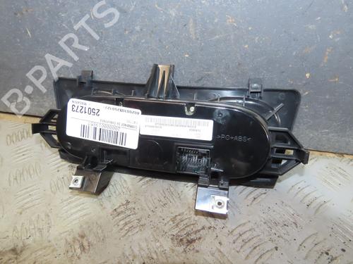 Used Climate control Climate control 38004531 38004531