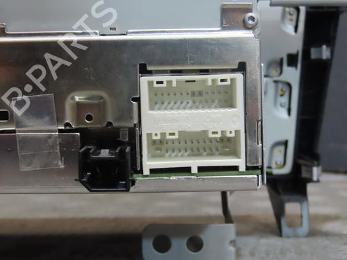 radio-nissan-qashqai-ii-j11-j11_-2013-27094760 main image