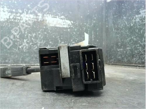 steering-column-stalk-renault-super-5-bc40_-1984-1985-1986-1987-1988-1989-1990-1991-1992-1993-1994-1995-1996-23113682 main image