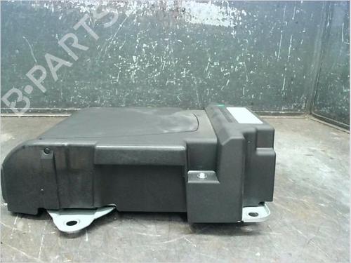 Used Display monitor Display monitor PEUGEOT 5008 (0U_, 0E_) 1.6 HDi (112 hp) 12234521 12234521