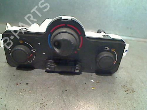 Used Climate control RENAULT CLIO III Hatchback Van (SB_, SR_) 1.5 dCi (68 hp) 23113794
