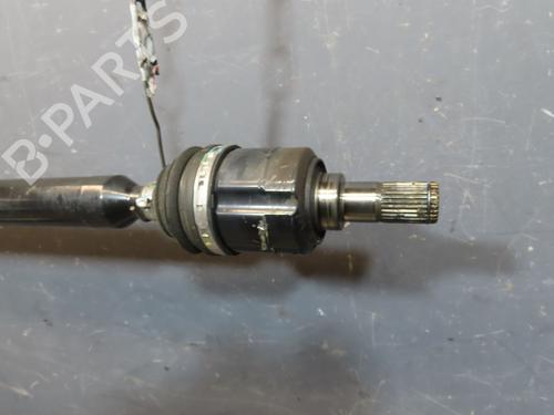 Used Right front driveshaft HYUNDAI TUCSON (TL, TLE) 1.7 CRDi (116 hp) 31029979