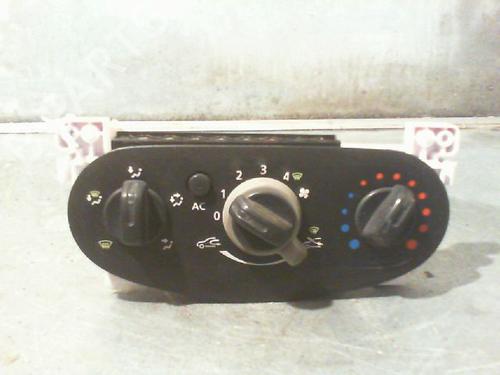 Climate control DACIA SANDERO 1.5 dCi | BP23113829I5