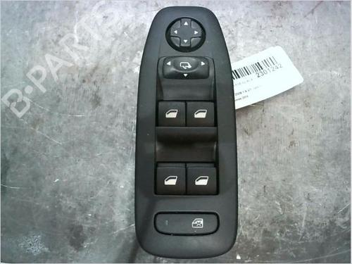 Used Left front window switch PEUGEOT 2008 I (CU_) 1.6 VTi (120 hp) 15583004