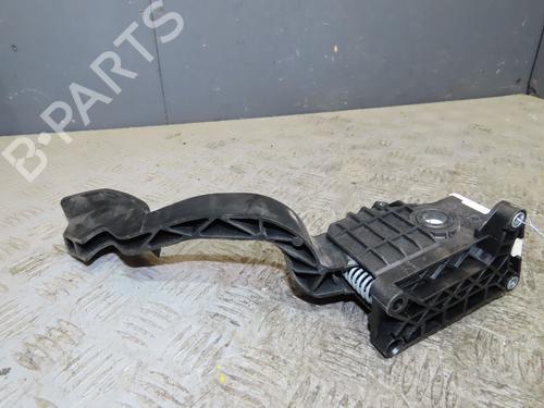 Used Pedal OPEL CORSA E (X15) 1.4 Turbo (08, 68) (101 hp) 25778080
