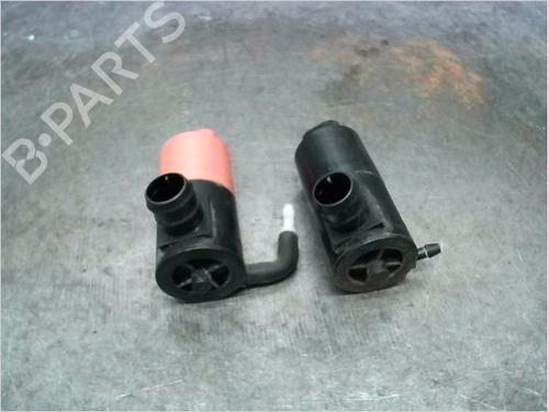 Used Washer pump TOYOTA YARIS (_P9_) 1.0 VVT-i (KSP90_, KSP90R) (69 hp) 14874047