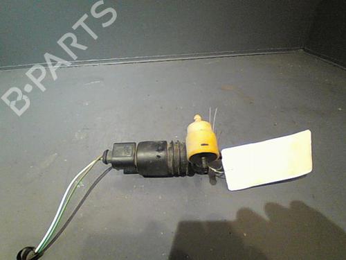 Ruitensproeierpomp VW GOLF V (1K1) 2.0 TDI 16V (140 hp) 14873942