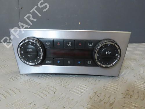 Used Climate control MERCEDES-BENZ C-CLASS (W203) C 220 CDI (203.008) (150 hp) 21073841