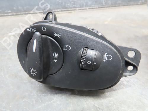 Used Headlight switch FORD FOCUS I (DAW, DBW) 1.8 TDCi (115 hp) 23113842