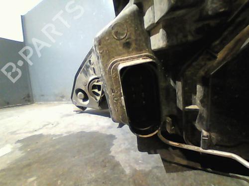 Used Right headlight FORD FOCUS I Turnier (DNW) 1.8 TDCi (100 hp) 11213673