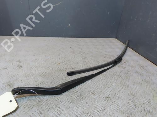 Used Front windshield wiper arm DACIA DUSTER (HS_) 1.2 TCe 125 (125 hp) 24600936
