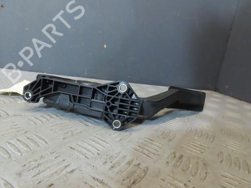 Pédale SUZUKI SPLASH (EX) 1.0 (A5B310) (65 hp) 21180023